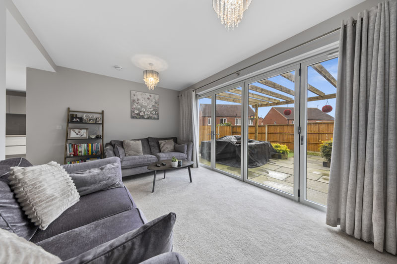 Magpie Way Newbold